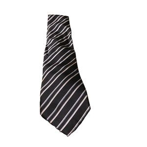 Donald J. Trump classic Silk Neck Tie Stripe Pattern Signature Collection black